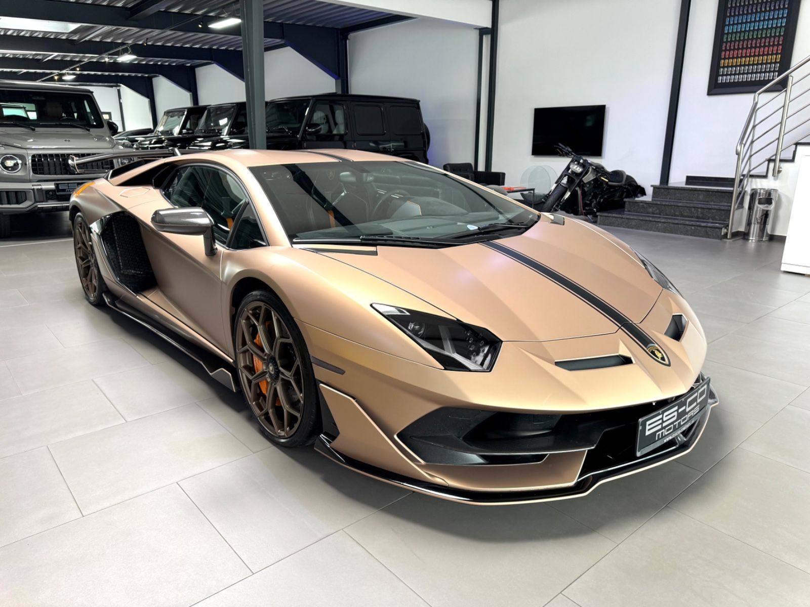 Lamborghini AVENTADOR SVJ V12 FULL CARBON LIFT STYLE GINTANI foto 9