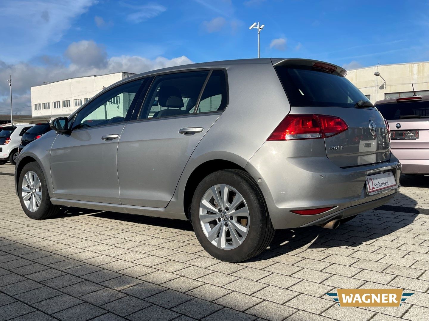 Fahrzeugabbildung Volkswagen Golf VII Comfortline BMT Klimaautomatik