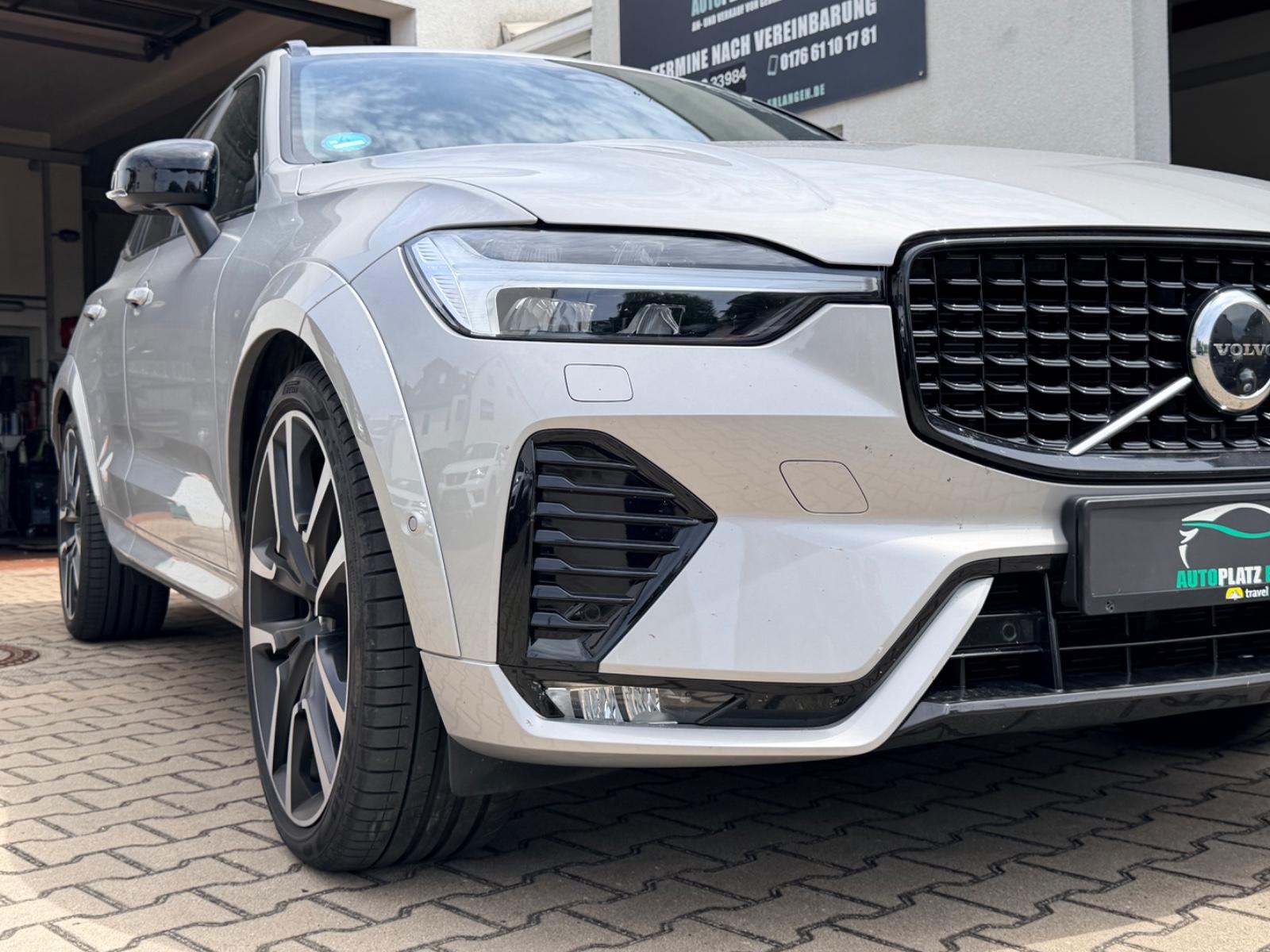 Volvo XC 60 Ultimate Dark AWD *Luft*Stdh*Pano*
