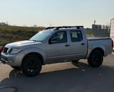 Nissan Navara Pick-Up Double Cab 2.5 dCi 4x4 *KLIMA*SHZ - gebrauchte Nissan Navara aus dem Jahr 2011