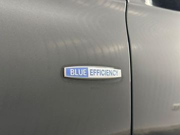 Mercedes E 200 - 7