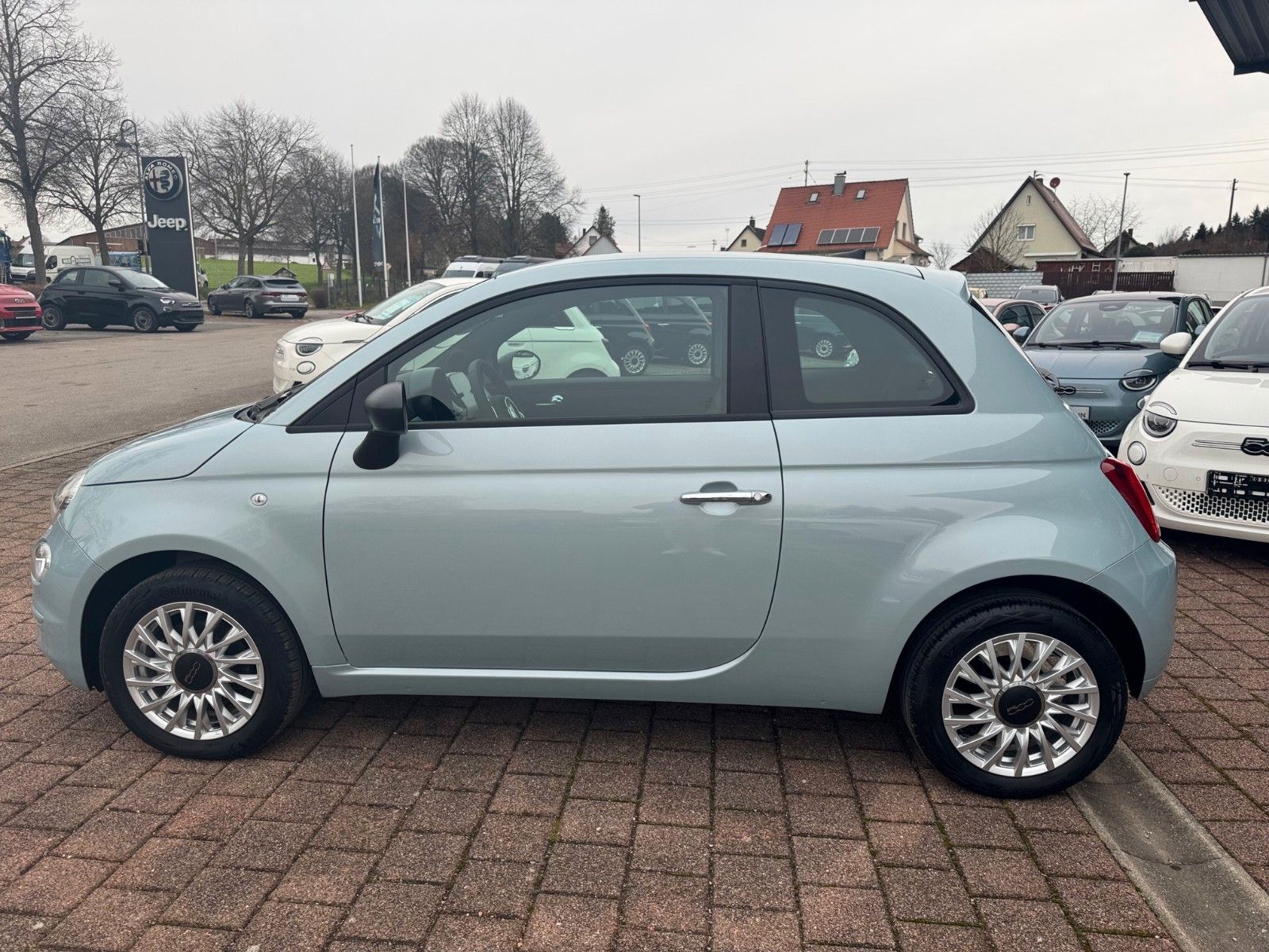 Fahrzeugabbildung Fiat FIAT 500 Hatchback Carplay  Hybrid Tageszulassun