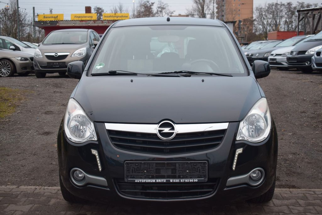 Opel Agila