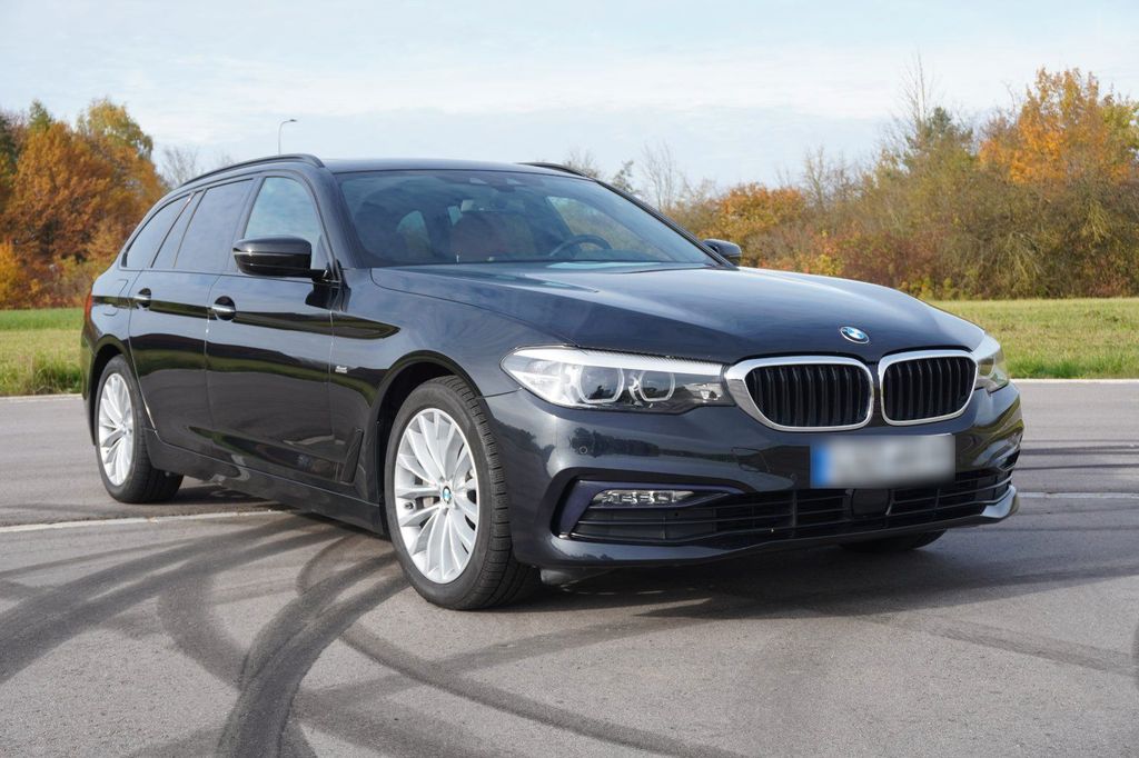Image of BMW 530