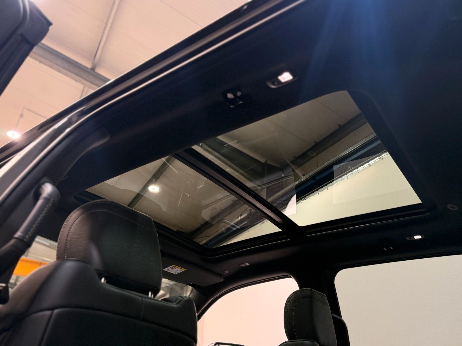 Fahrzeugabbildung Dodge RAM 1500 LIMITED NIGHT CREW CAB 4x4 RAMBOX