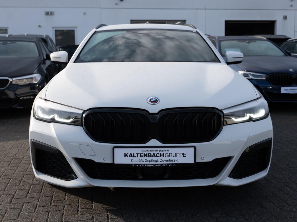 BMW 530e Touring M-Sport AHK LED W-LAN NAVI H/K SHZ