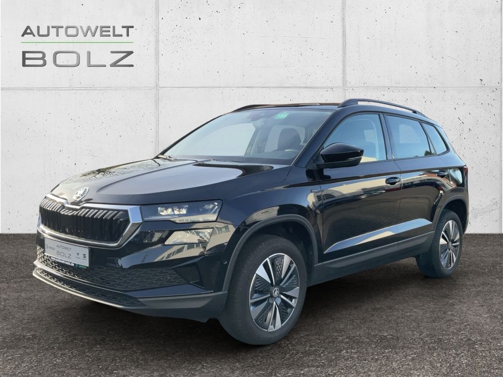 Karoq Selection 1.5 TSI AHK Pano Navi 360Kam Dig