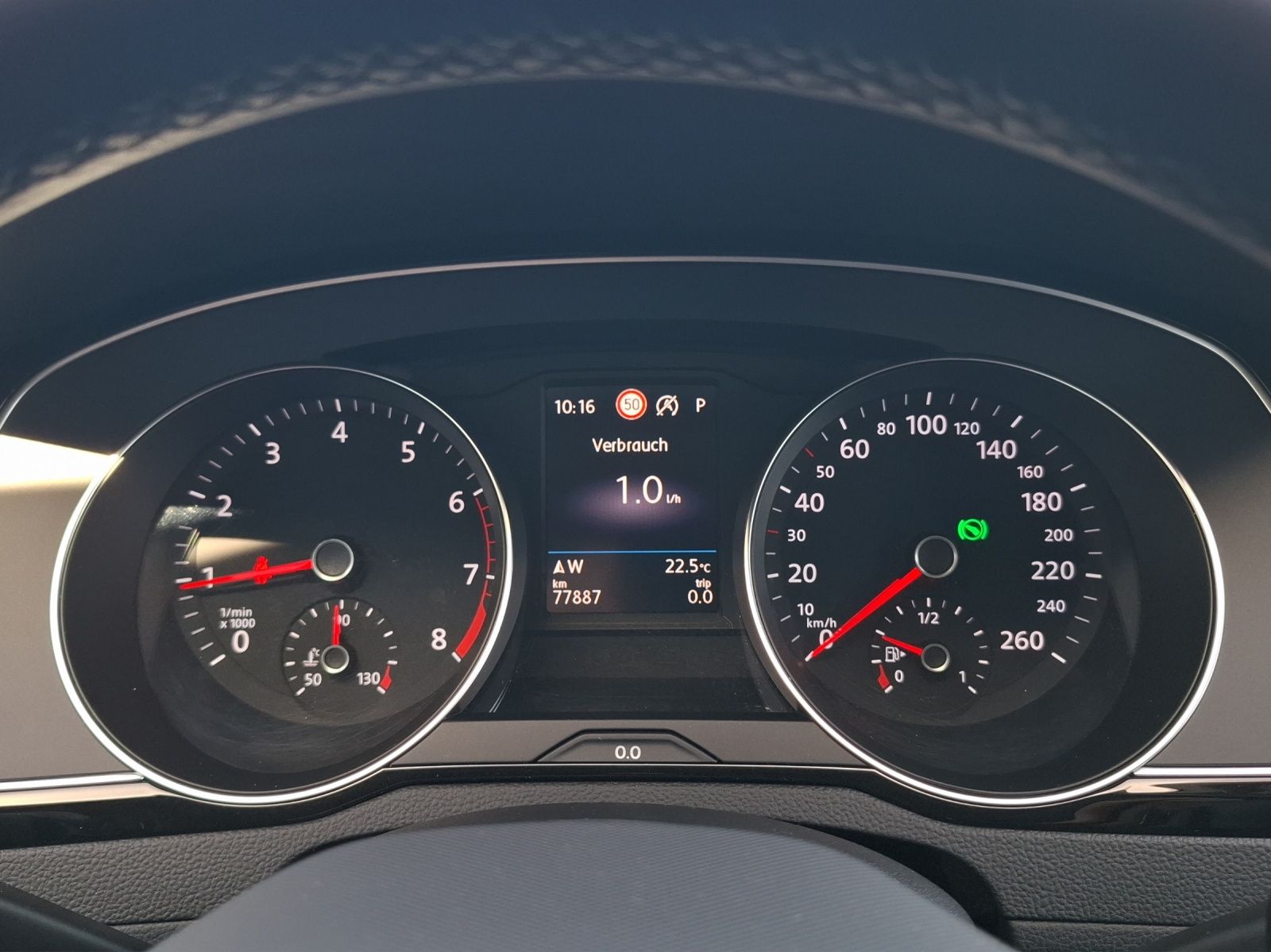Fahrzeugabbildung Volkswagen Passat Variant TSI Business DSG Matrix Navi ACC