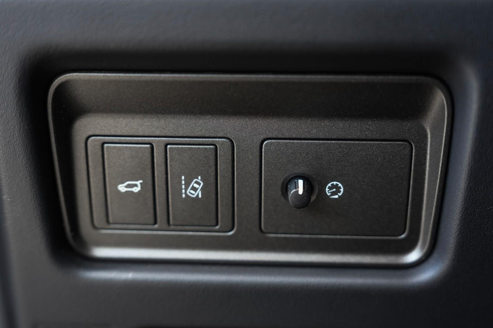Land Rover Range Rover Evoque SE*PANO*8-WEGE*NAVI*LED*