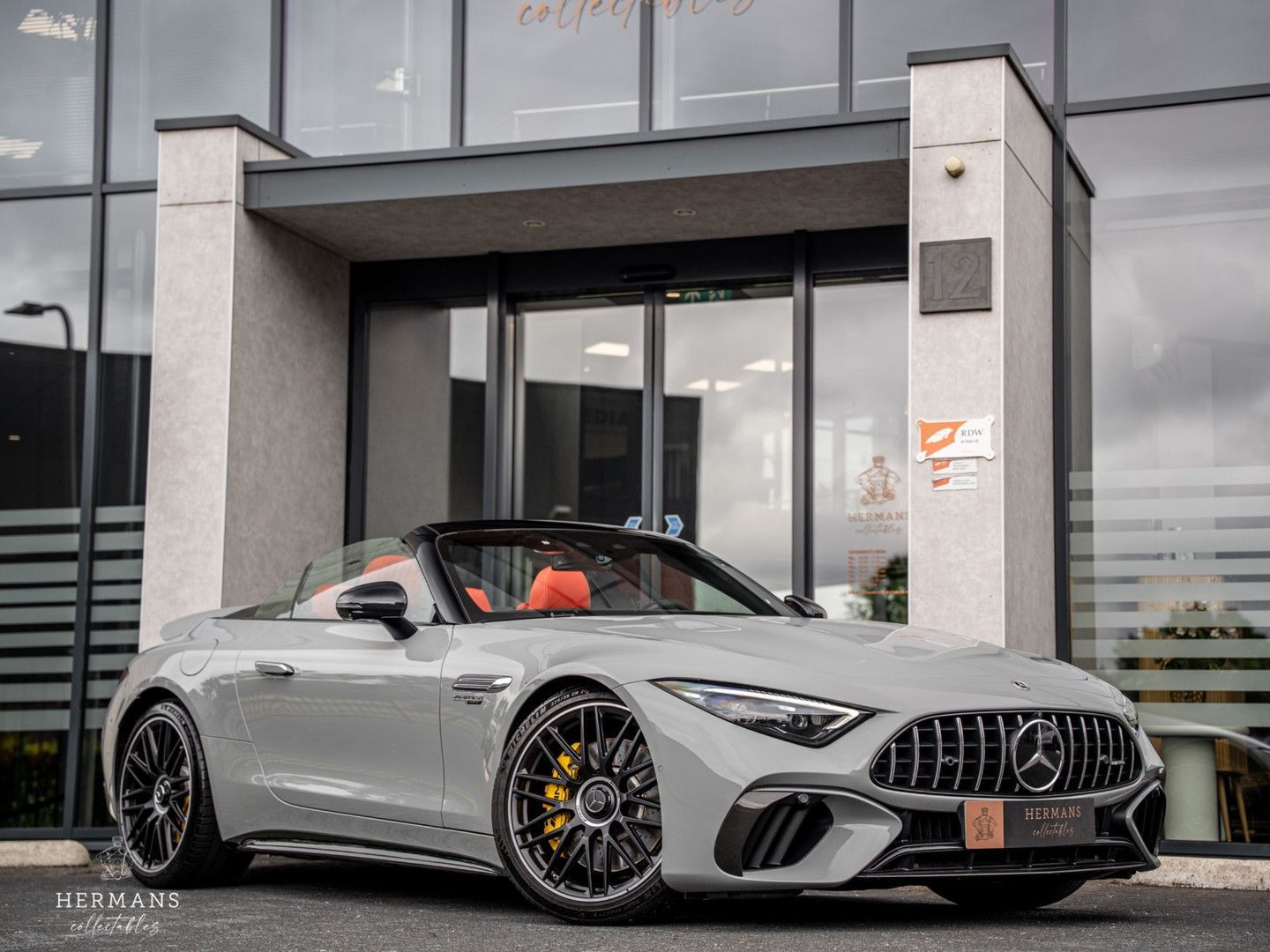 Mercedes-Benz SL 63 AMG 4MATIC+ / Burmester / Carbon / 360 / A