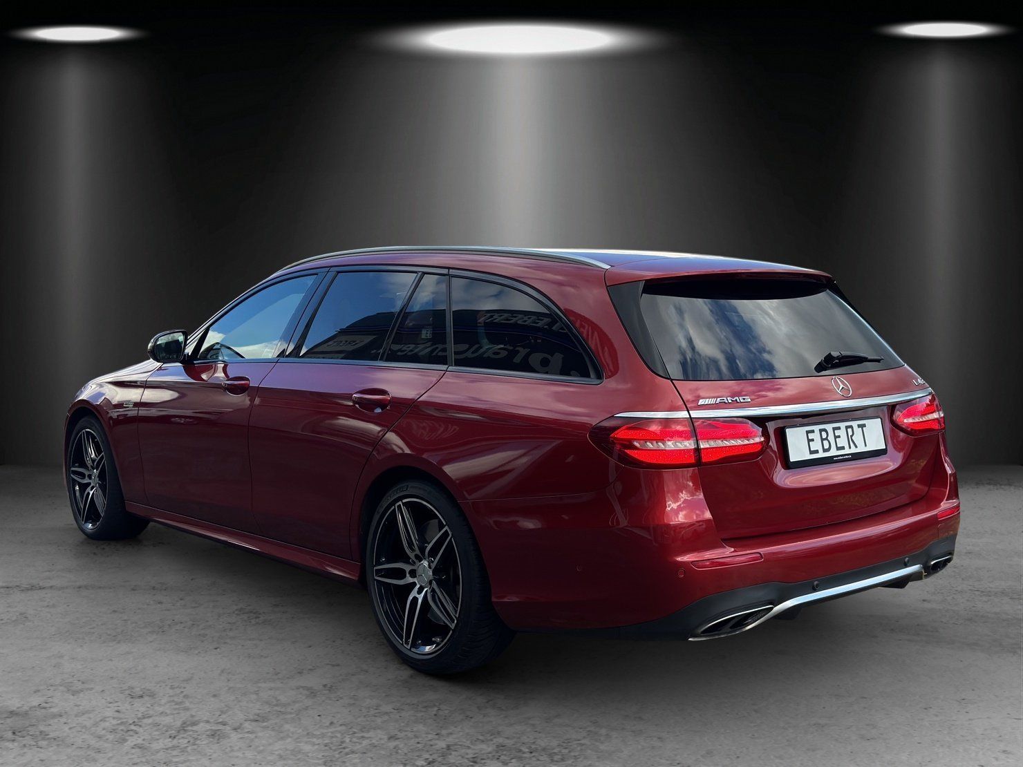 Fahrzeugabbildung Mercedes-Benz E43AMG T Widescrn MLED Comand Burme Kamera Busi+