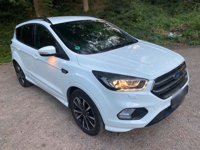 Ford Kuga 1,5 Ecoboost ST-Line