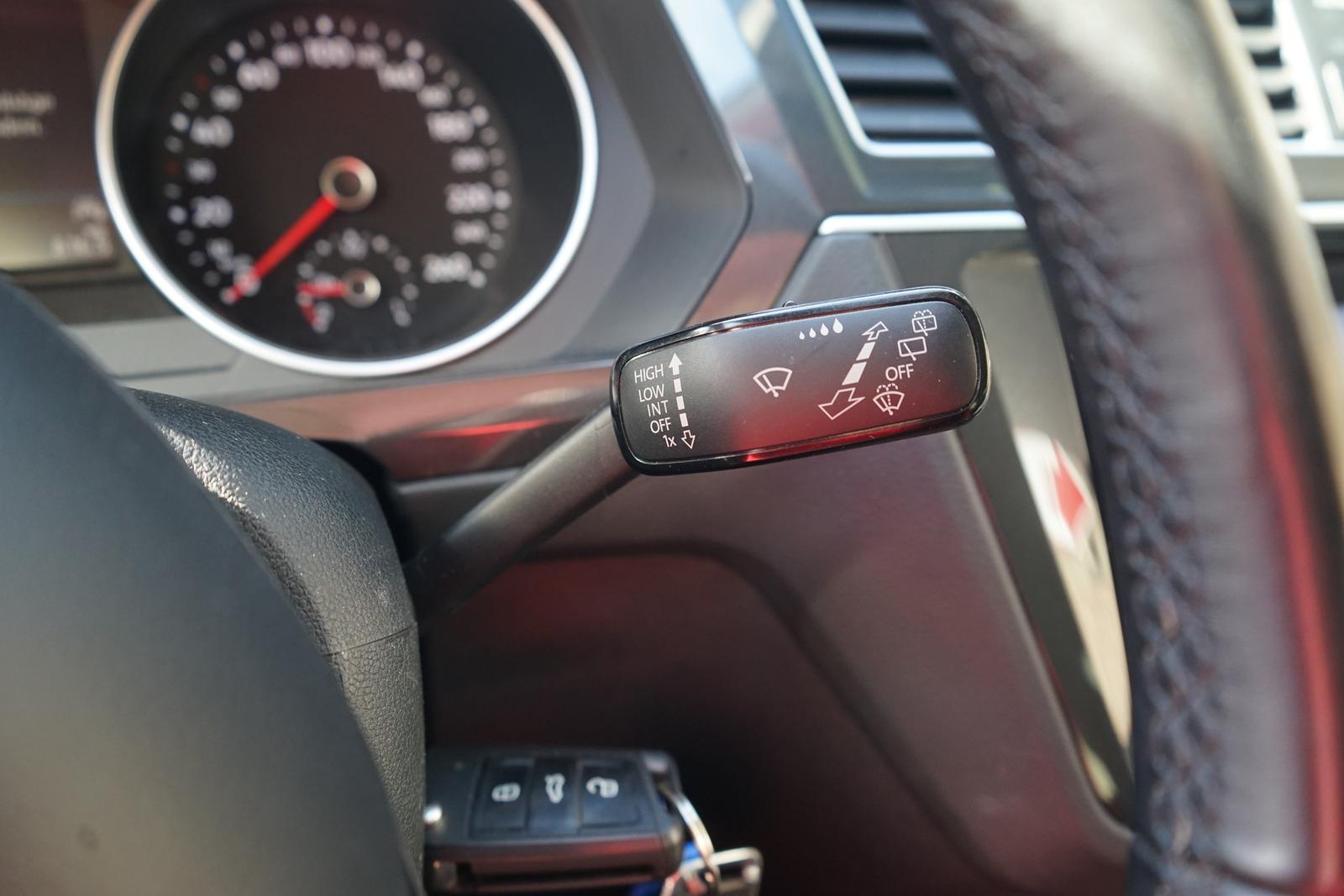 Volkswagen Tiguan 2.0 TDI IQ.DRIVE LED AHK ACC Standheizung, миниатюра 23