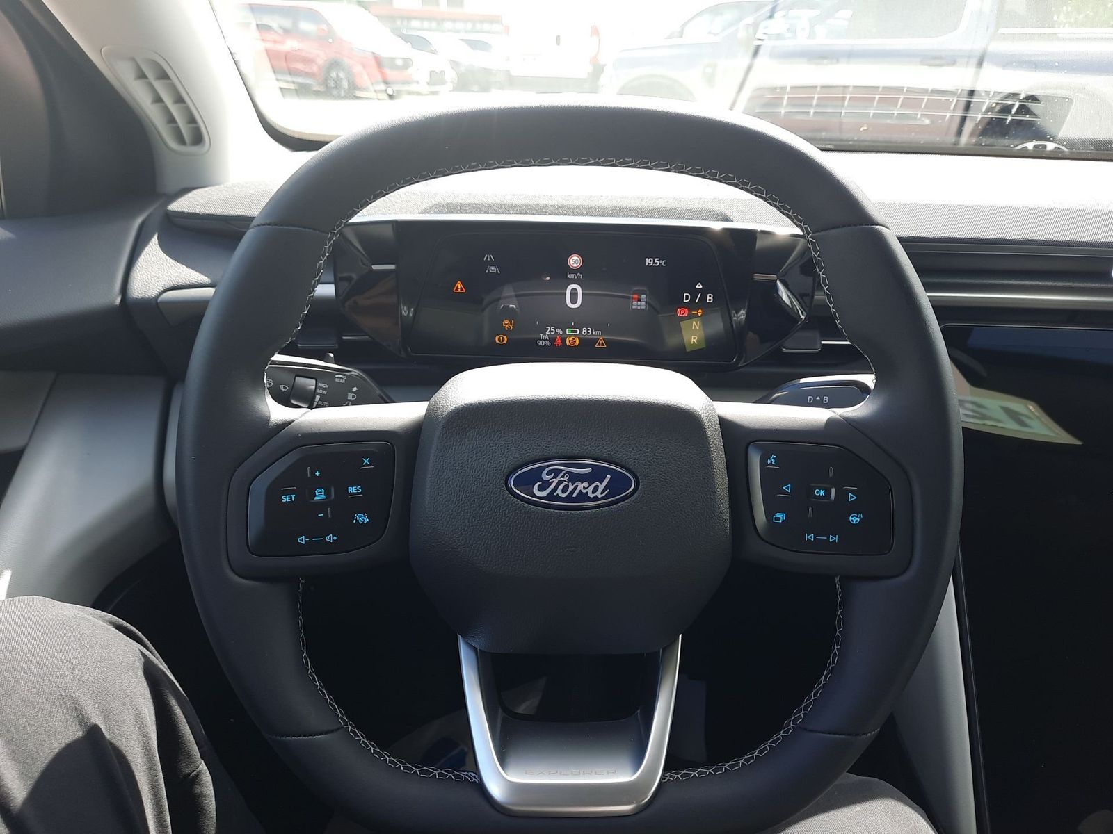 Ford Explorer - Bild 21
