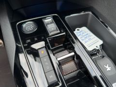 Foto Nummer 17: PEUGEOT 5008