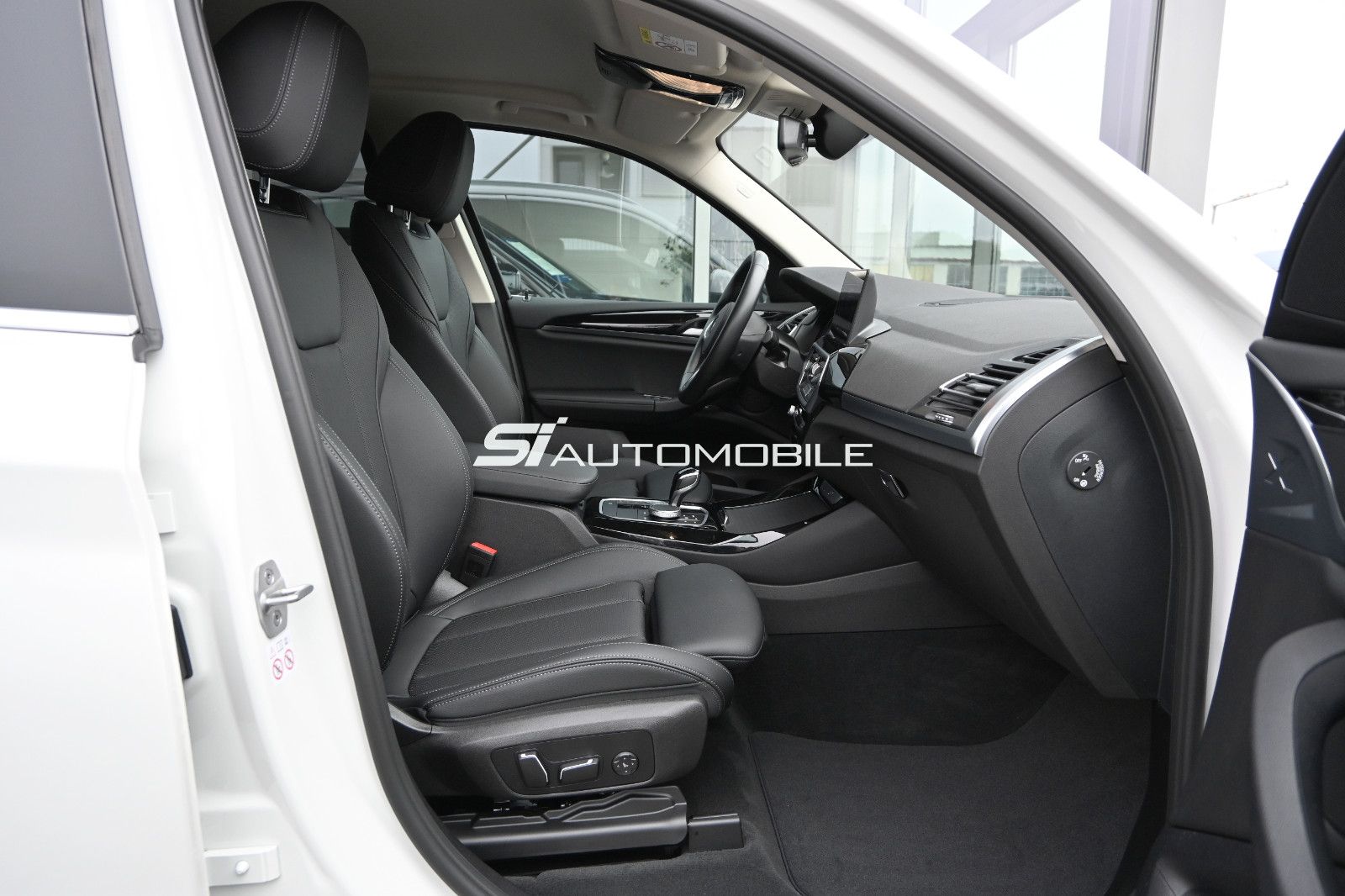 Fahrzeugabbildung BMW X3 xDr.30e °ACC°AHK°ADAP.FAHRWERK°HUD°MEMO°360°