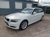 BMW 320 Baureihe 3 Touring 320d/ AUTOMATIK - BMW 320 aus 2010: Kombi, 320d