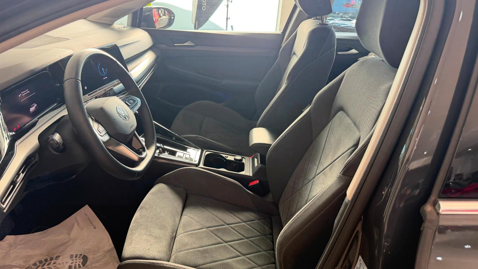 Volkswagen Golf VIII Style eTSI, миниатюра 24