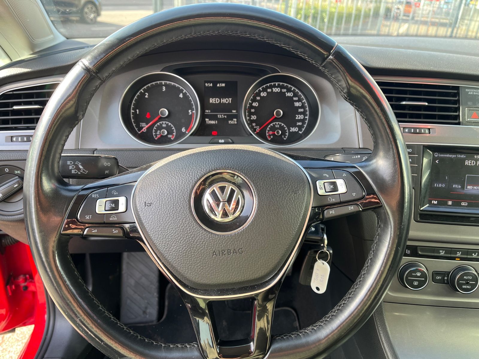 Vw Golf VII Lim. Trendline BMT TÜV & Inspektion neu – Bild 16