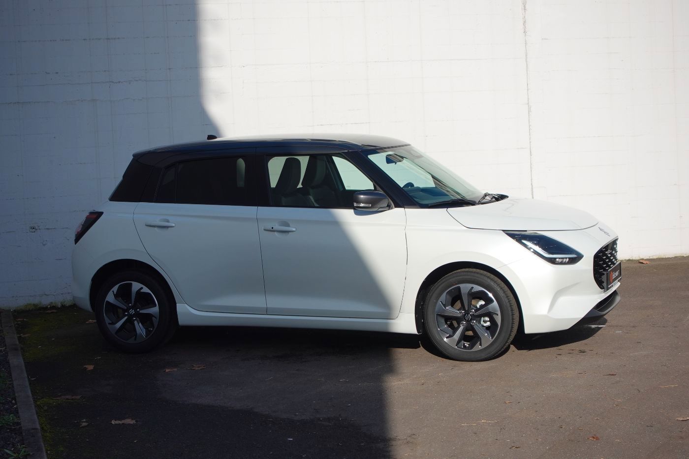 Fahrzeugabbildung Suzuki Swift Comfort+ 1.2 MildHybrid ,Navi,Kamera,Sitzh