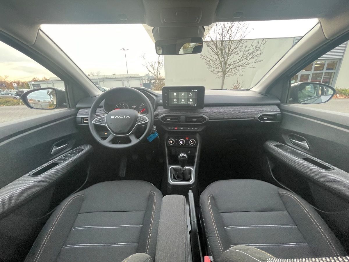Dacia Sandero - Bild 10