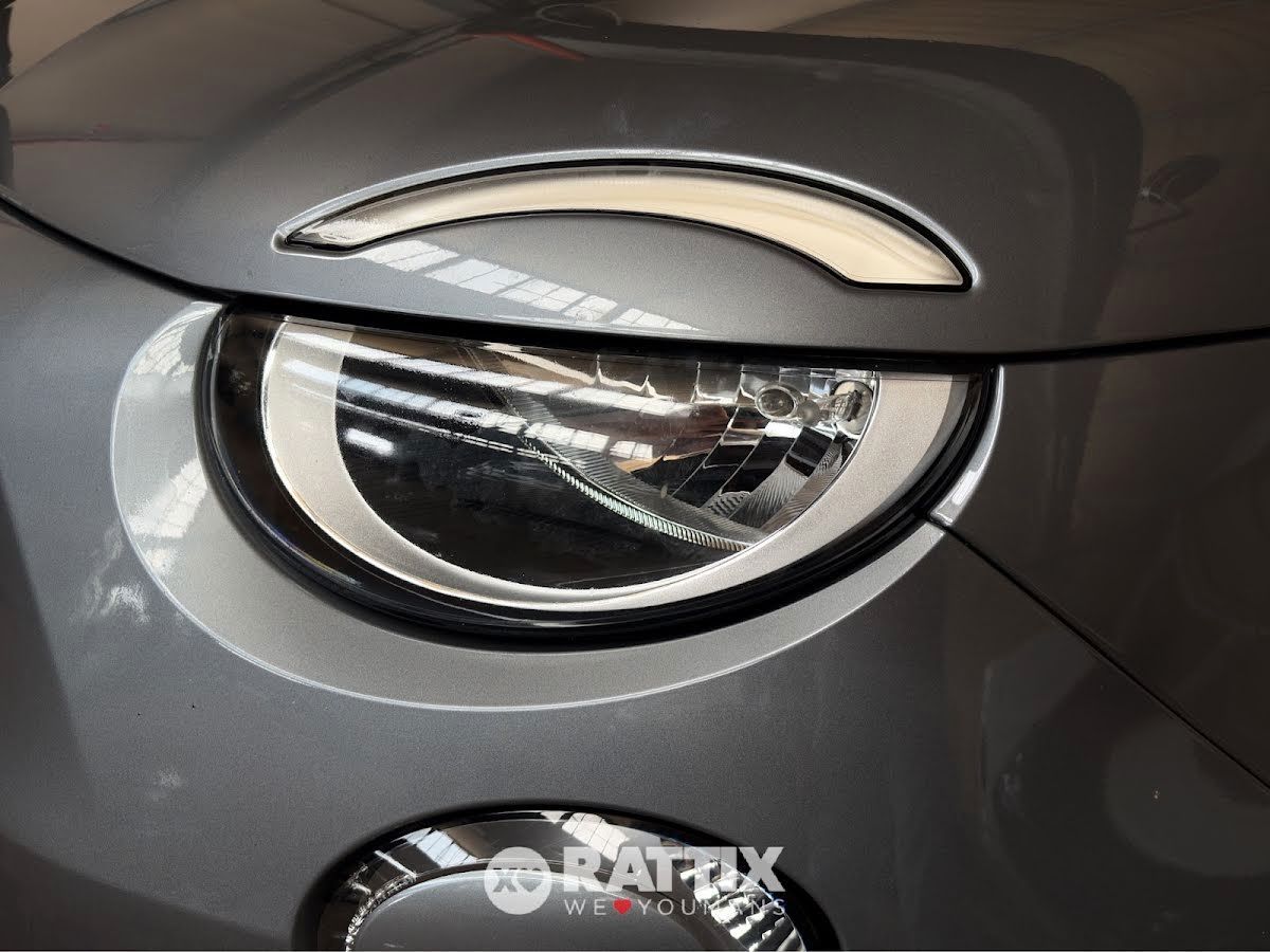 Fiat 500e motore elettrico 42 kWh imagem 3