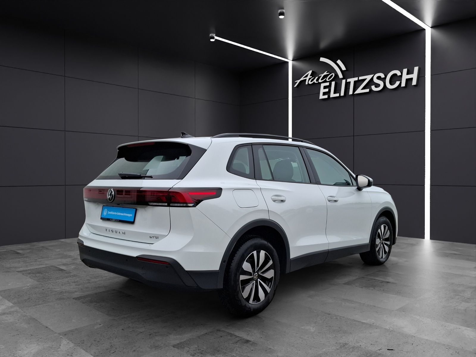 Fahrzeugabbildung Volkswagen Tiguan eTSI Life DSG LED Navi ACC RFK AHK SH