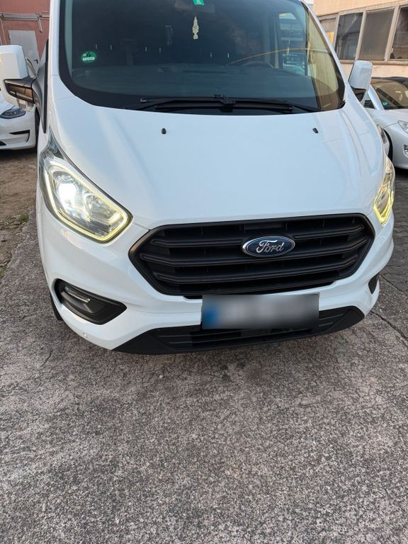 Image of Ford Transit Custom