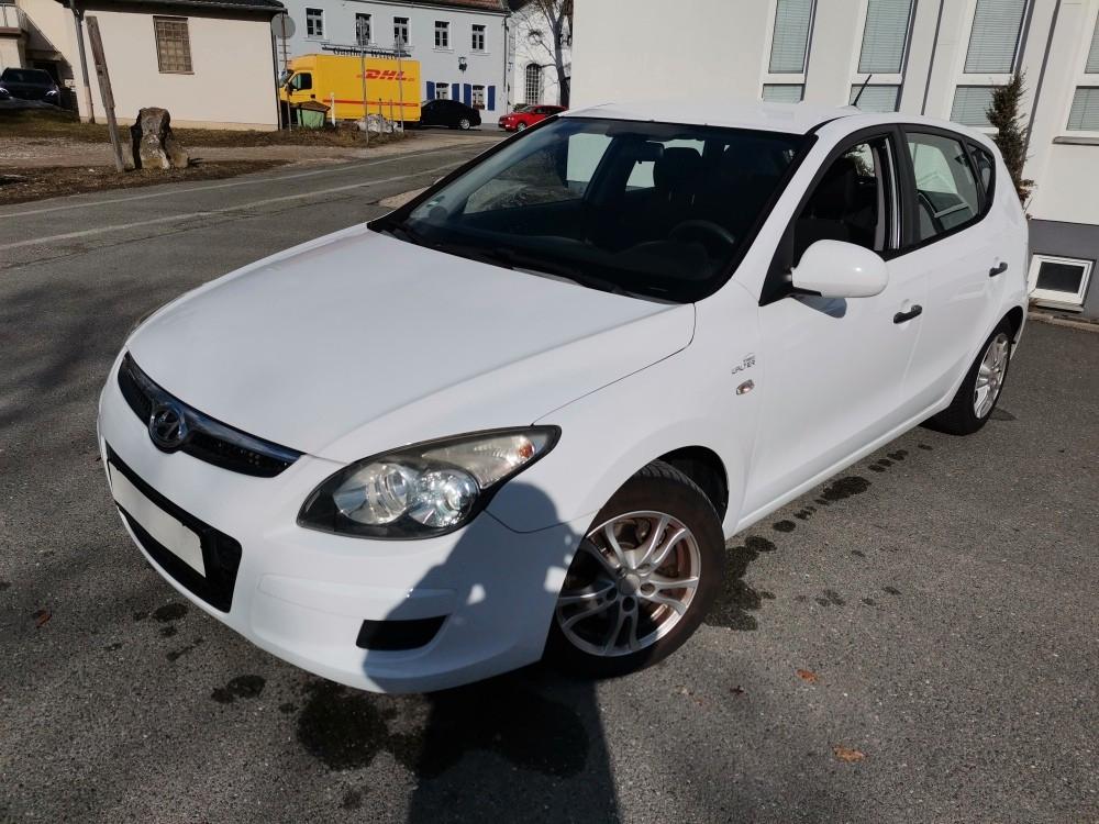 Hyundai +i30+1.4+Comfort+Klima+schön!