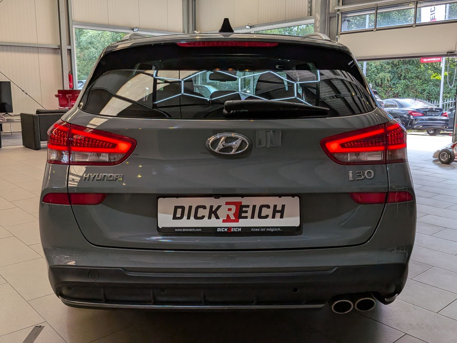 Fahrzeugabbildung Hyundai i30 1.5 N-Line LED*CARPLAY*CAM*PANO*KEYLESS*18"