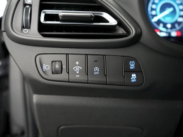 i30 FACELIFT T-GDI ADVANTAGE 48V DCT+VOLL LED+NA