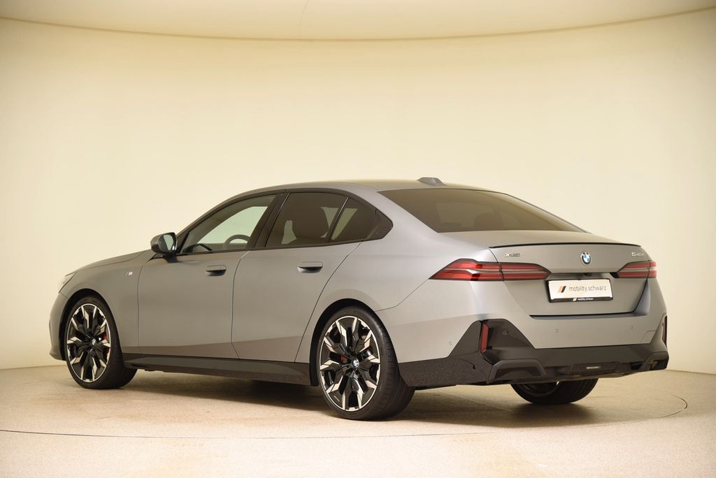 BMW 540