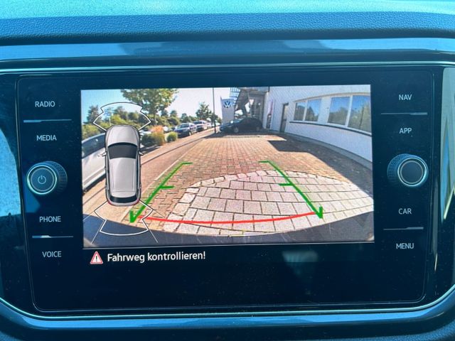 T-Roc R-Line 2.0TSI 4M DSG Navi*Assistenz+*19*1H