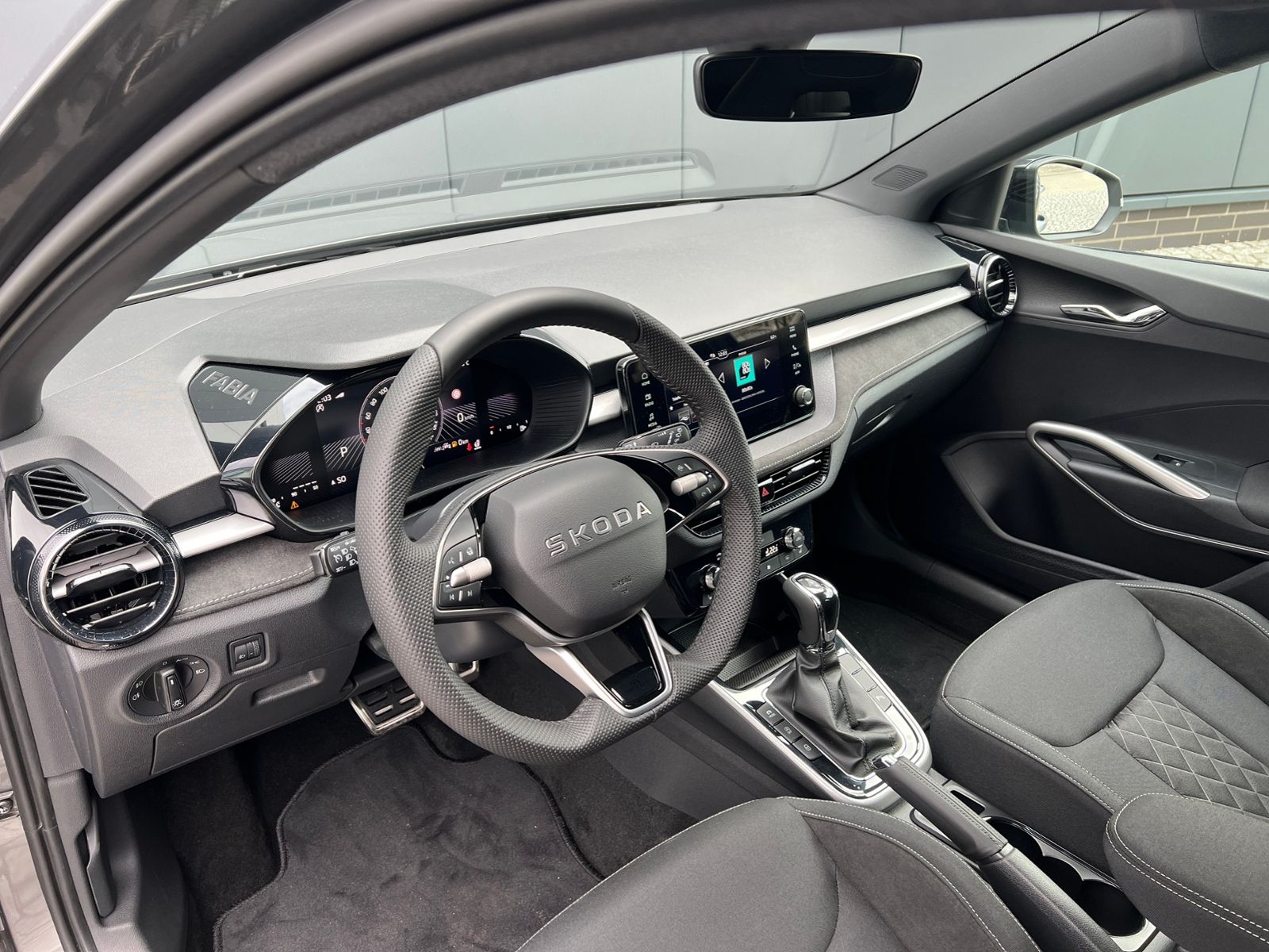 Fahrzeugabbildung SKODA Fabia Monte Carlo 1.0 TSI DSG *LED, SmartLink, K