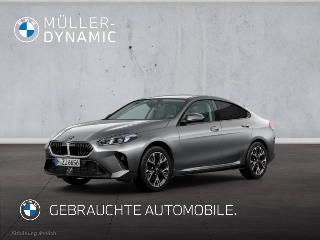 BMW 218d GRAN COUPÈ M SPORT DESIGN PARKING DRIVING A