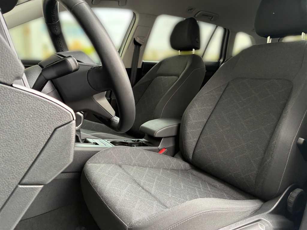 Volkswagen Golf Variant Life 2.0 TDI Winterpaket Standhz