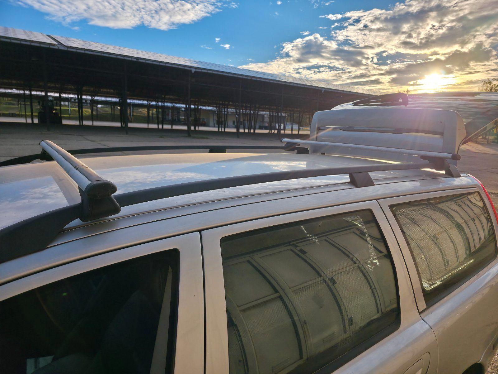 Volvo V70 2004 — photo 14