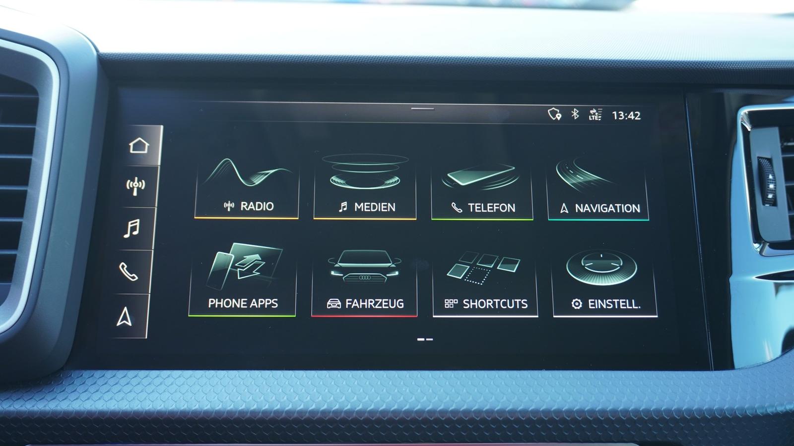 Audi A1 Sportback 40 2.0 TFSI S line LED App-Connect