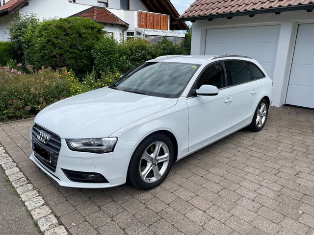 Audi A4 B8 2.0TDI; TÜV neu; S-tr. Quattro,...