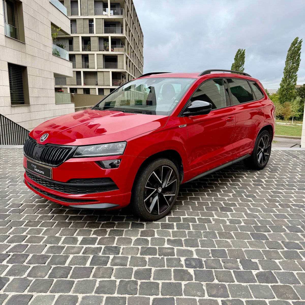 Skoda Karoq Sportline 4x4*Panorama*Leder*Scheckheft