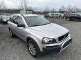 Volvo XC90 2.5T Comfort Benzin/GAS 154kw - Volvo XC90 mit Benzin-Antrieb: Geländewagen, 2.5