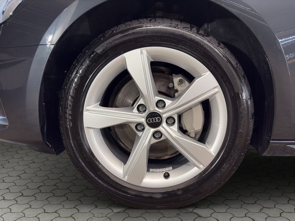 Audi A4 - Bild 17