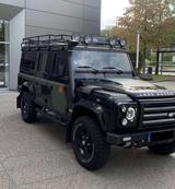 Land Rover Defender 110  SVX 60 Anniversary limited edition - Land Rover Defender: Edition