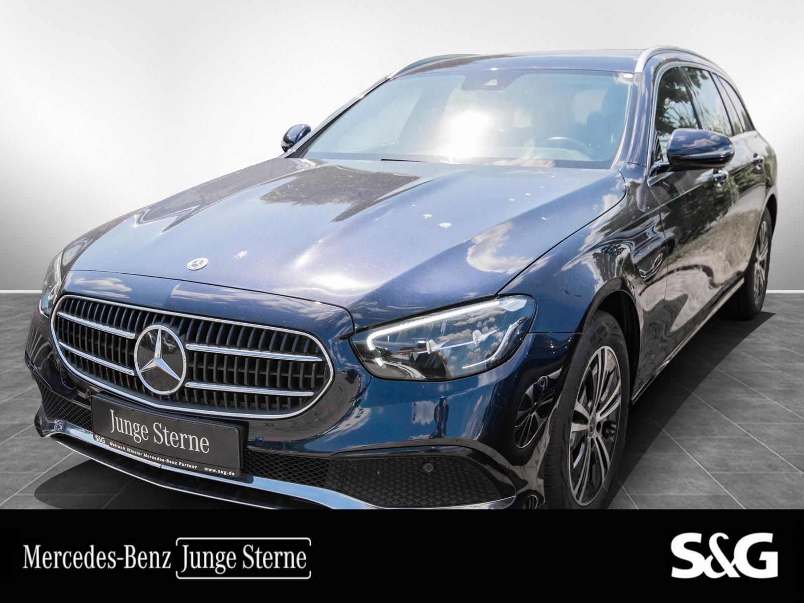 MERCEDES-BENZ E 220 d T AVANTGARDE RüKam+Totwink.+Sitzh.+LED