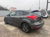 Ford Focus Lim. Trend Sportsitze Sport Lenkrad - Ford Focus Gebrauchtwagen in Hannover
