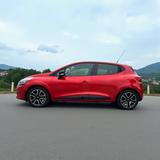 Renault Clio IV Dynamique TÜV Neu 8 Fach-bereift Top - Renault Clio: Rot