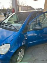 Mercedes-Benz A 140 AVANTGARDE Avantgarde - blaue Mercedes-Benz A 140