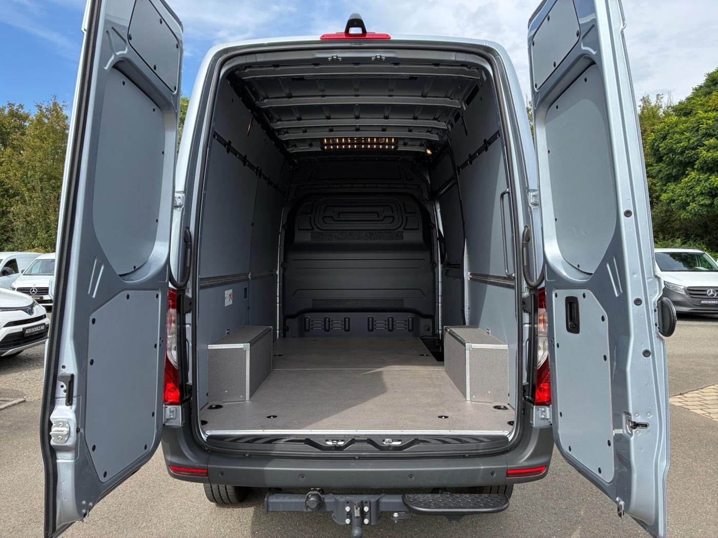 Mercedes-Benz Sprinter 319 CDI Kastenwagen L2H2 Klima*360°LED*