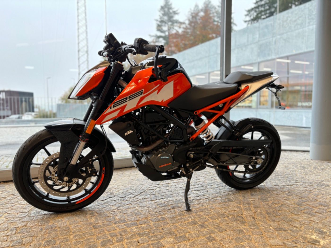 Fahrzeugabbildung KTM 125 Duke