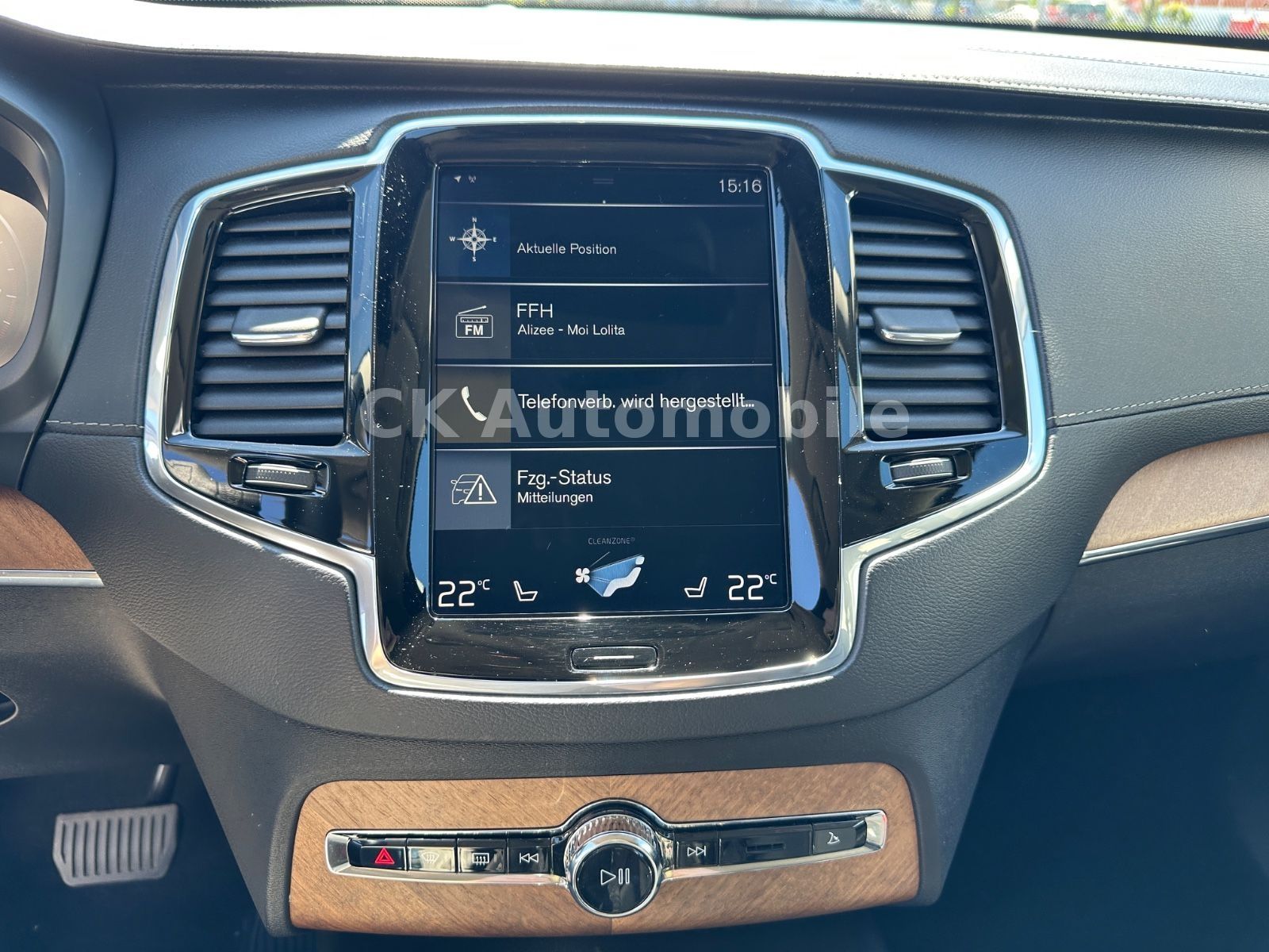 Fahrzeugabbildung Volvo XC90 T5 Inscription AWD/7Sitze/BLIS/LED/360°/AHK